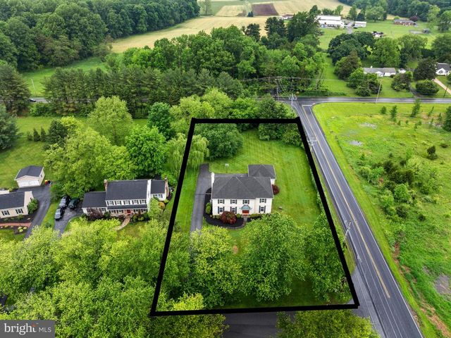 299 LONGVIEW LN, Kennett Square, PA 19348