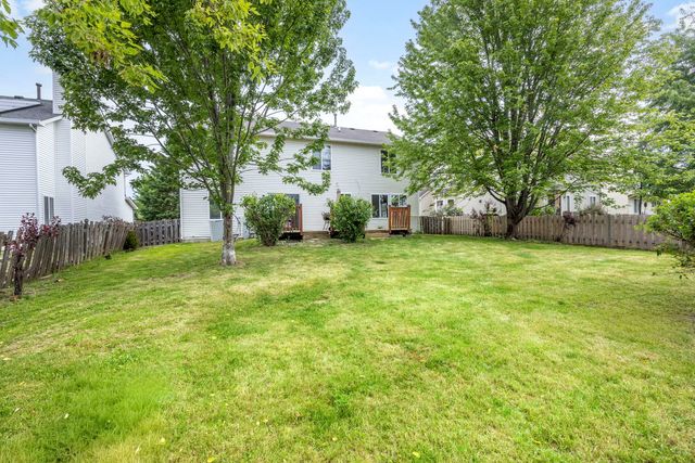 1237 E Greystone Drive, Round Lake Beach, IL 60073
