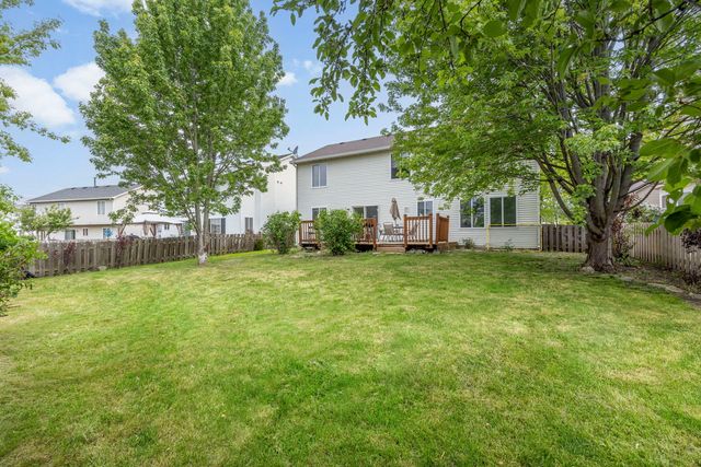 1237 E Greystone Drive, Round Lake Beach, IL 60073