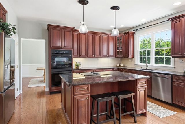 1 Valley View Drive, Grafton, MA 01536