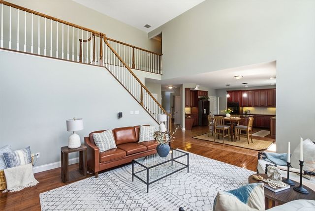 1 Valley View Drive, Grafton, MA 01536
