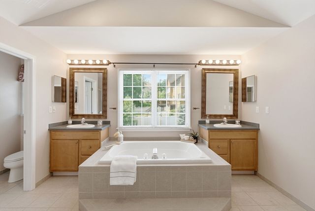 1 Valley View Drive, Grafton, MA 01536