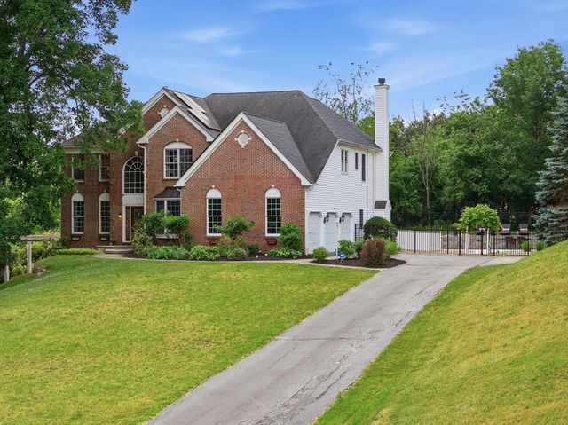 1 Valley View Drive, Grafton, MA 01536