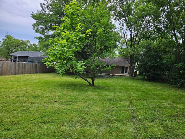 114 E Clark Street, Glenwood, IL 60425
