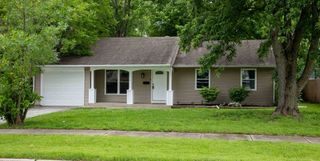 114 E Clark Street, Glenwood, IL 60425