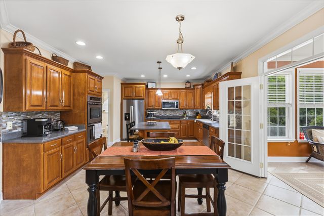 9698 Chaucer Terrace, Ooltewah, TN 37363