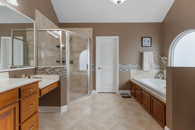 9698 Chaucer Terrace, Ooltewah, TN 37363