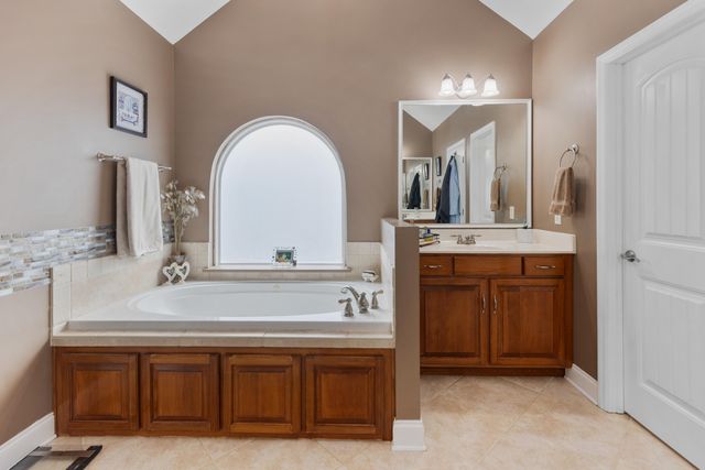 9698 Chaucer Terrace, Ooltewah, TN 37363