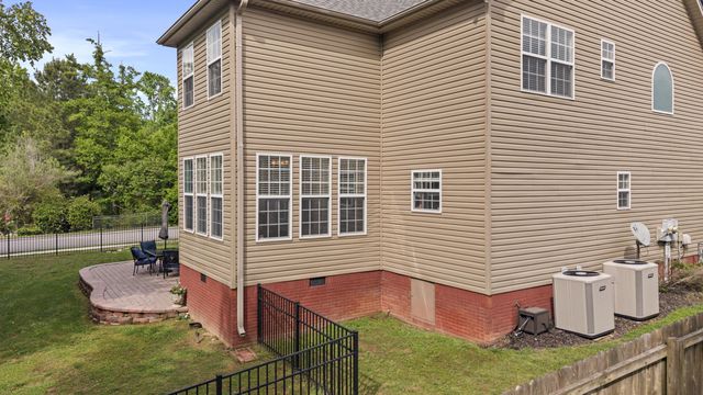9698 Chaucer Terrace, Ooltewah, TN 37363