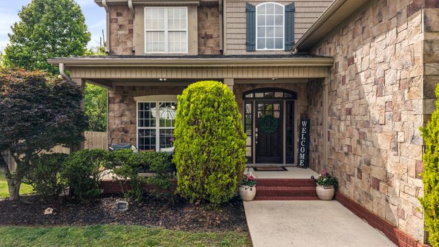 9698 Chaucer Terrace, Ooltewah, TN 37363