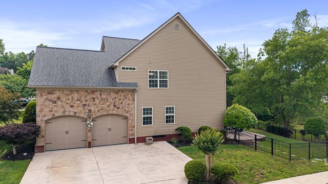 9698 Chaucer Terrace, Ooltewah, TN 37363