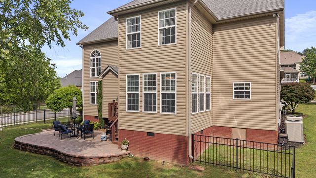 9698 Chaucer Terrace, Ooltewah, TN 37363