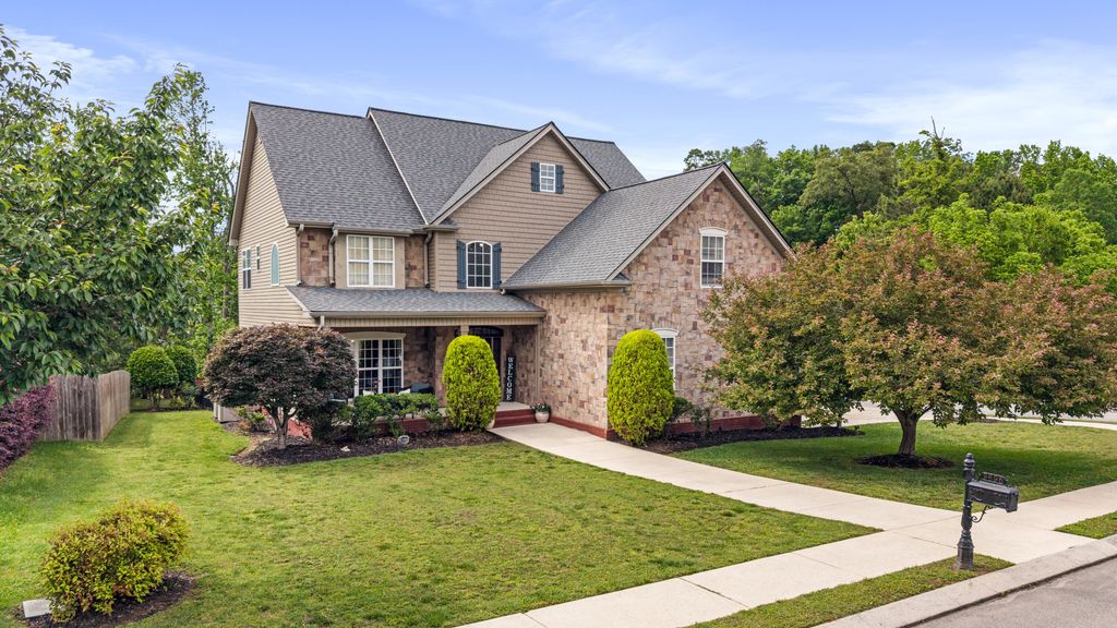 9698 Chaucer Terrace, Ooltewah, TN 37363