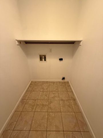 1054 9th Street, Shalimar, FL 32579