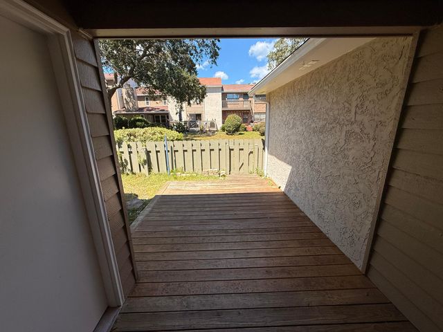 1054 9th Street, Shalimar, FL 32579