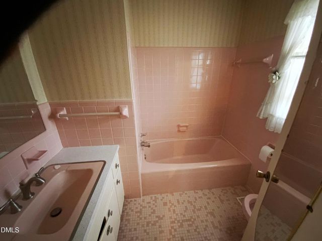 100 E C Street, Erwin, NC 28339