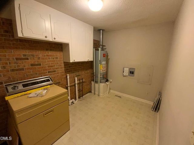 100 E C Street, Erwin, NC 28339