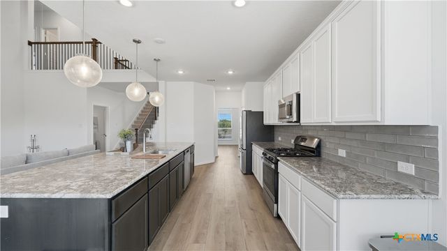 10021 Mulhouse Drive, Schertz, TX 78154