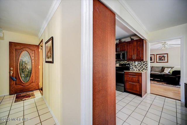 28 Morningside Drive, Old Bridge, NJ 08857