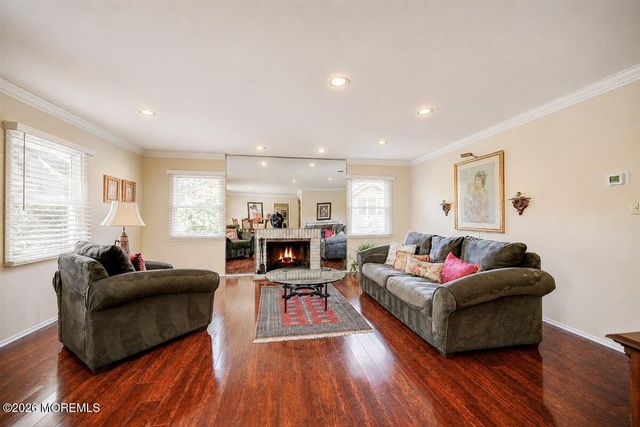 28 Morningside Drive, Old Bridge, NJ 08857