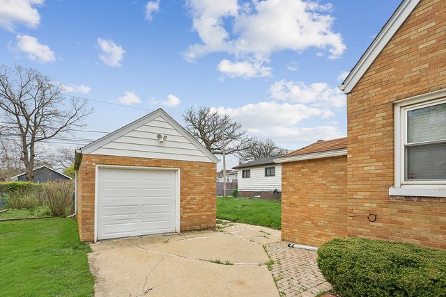 68 W 24th Street, Chicago Heights, IL 60411