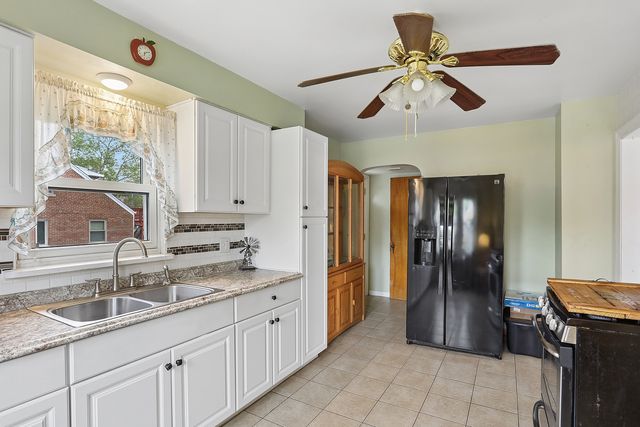 68 W 24th Street, Chicago Heights, IL 60411