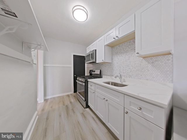 6505 N 20TH ST, Philadelphia, PA 19138