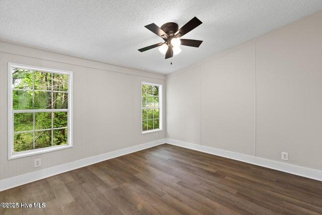 150 Jr Road, New Bern, NC 28560