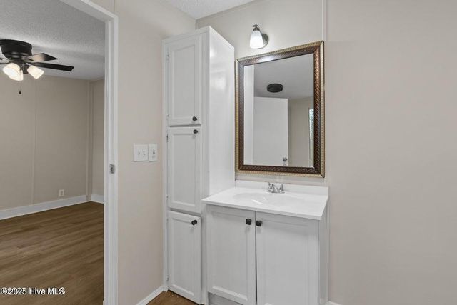 150 Jr Road, New Bern, NC 28560