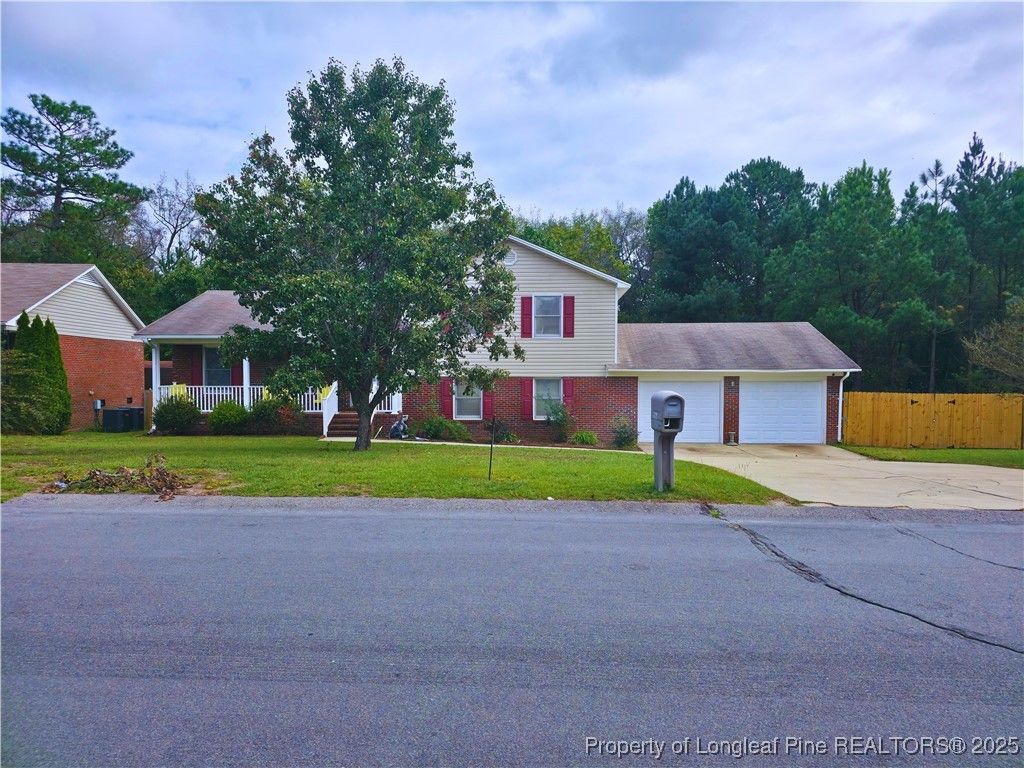 8909 Tibs Run Drive, Fayetteville, NC 28314