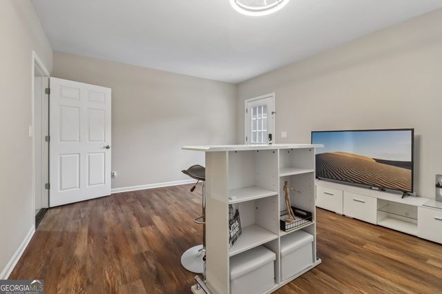 5715 Catalpa Court, Cumming, GA 30040