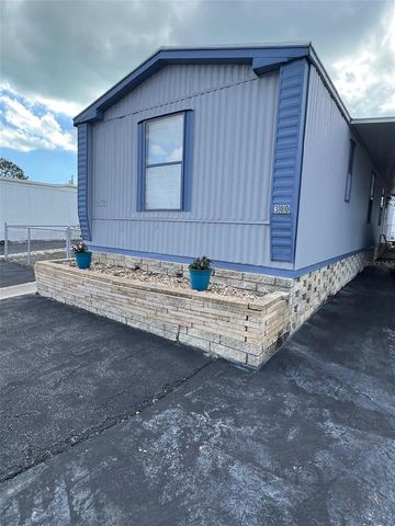 6580 SEMINOLE BOULEVARD 300, Seminole, FL 33772