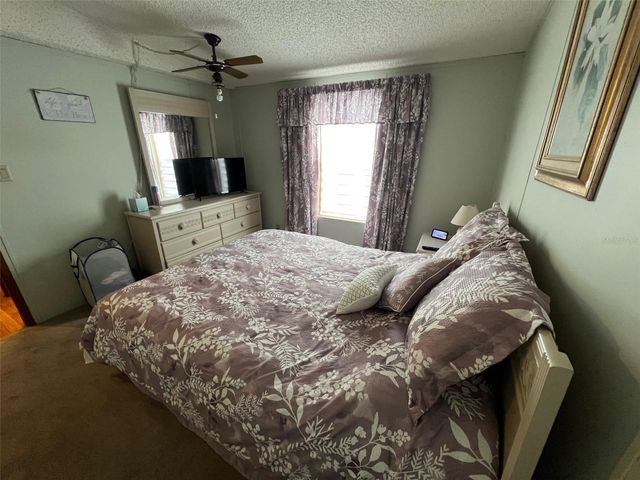 6580 SEMINOLE BOULEVARD 300, Seminole, FL 33772