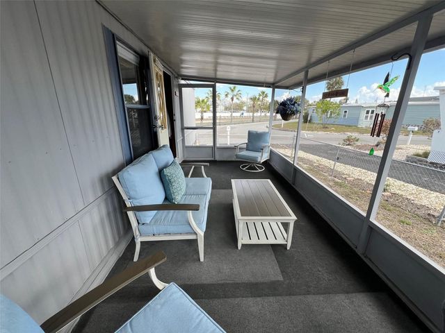 6580 SEMINOLE BOULEVARD 300, Seminole, FL 33772