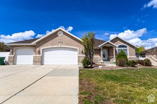 4902 W PINE LAUREL LN, West Jordan, UT 84081