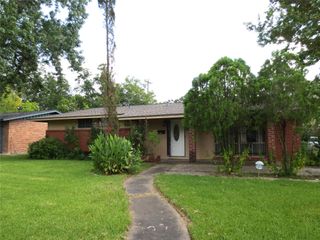 6633 Mobud Drive, Houston, TX 77074