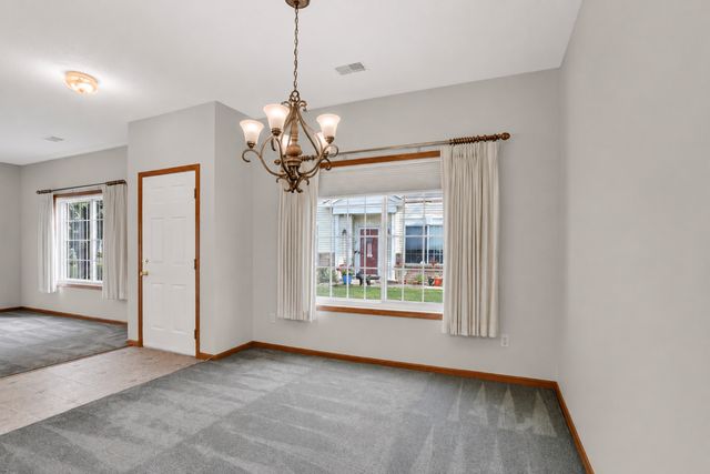 15280 Flower Way 230, Apple Valley, MN 55124