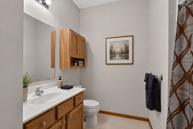 15280 Flower Way 230, Apple Valley, MN 55124