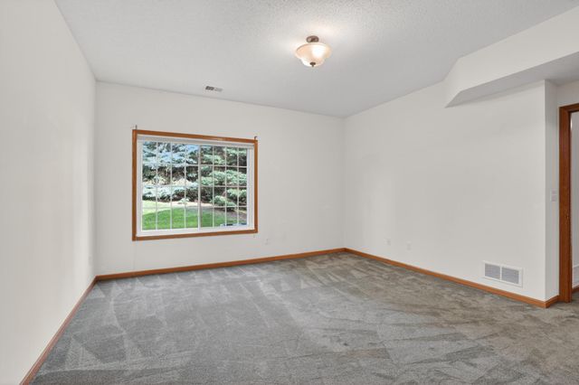 15280 Flower Way 230, Apple Valley, MN 55124