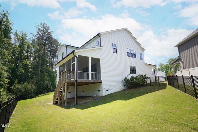 2000 Fergie Trace, Apex, NC 27502
