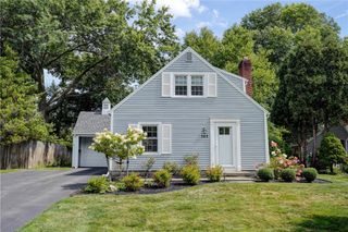 143 Village Lane, Brighton, NY 14610