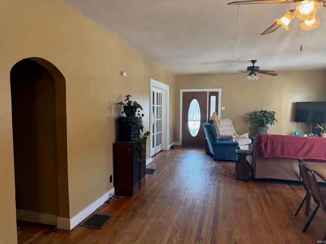 519 E Franklin Street, Delphi, IN 46923