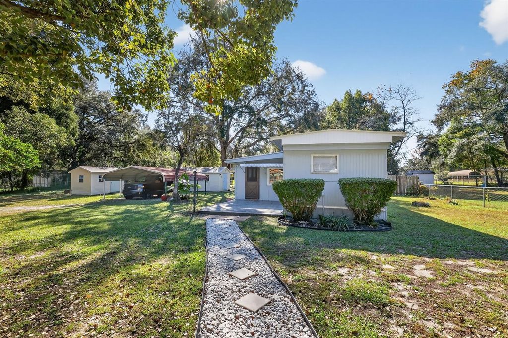 10438 SE 130TH PLACE, Ocklawaha, FL 32179