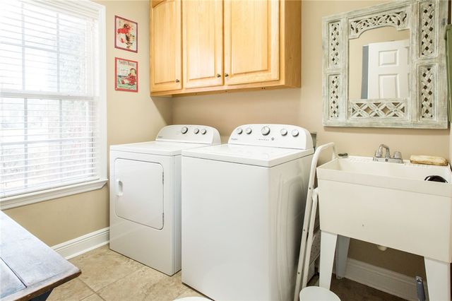 851 Carriage Lane, Waycross, GA 31503