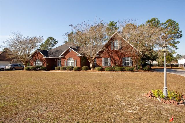 851 Carriage Lane, Waycross, GA 31503