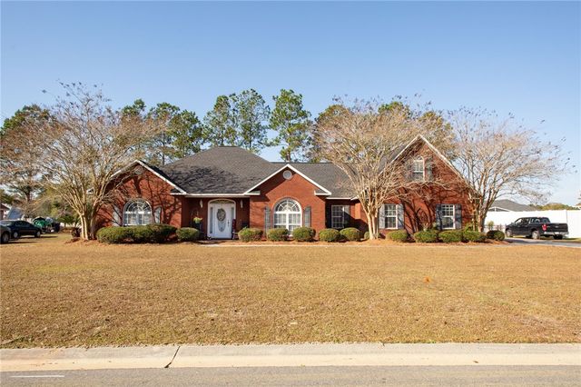 851 Carriage Lane, Waycross, GA 31503