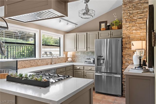544 Greenbriar Place, Boulder City, NV 89005