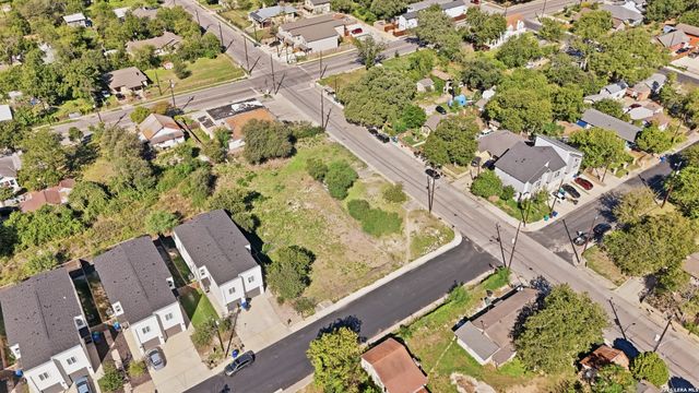 1000 Porter St, San Antonio, TX 78210