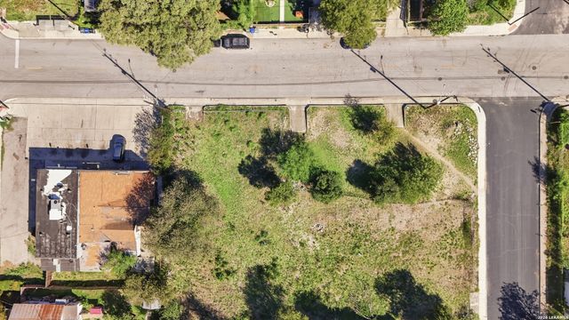 1000 Porter St, San Antonio, TX 78210