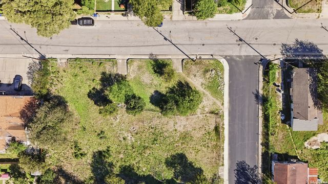 1000 Porter St, San Antonio, TX 78210